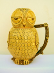 Sgraffito jar in owl form